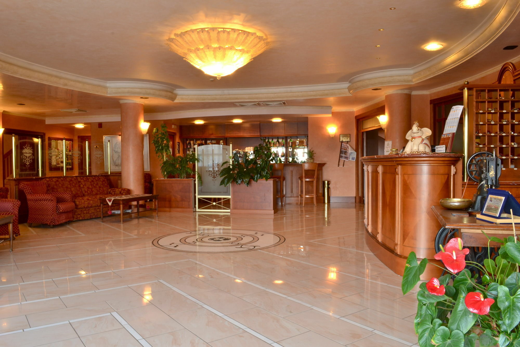 Hotel Valle Rossa ซานโจวานนี โรตอนโด ภายนอก รูปภาพ