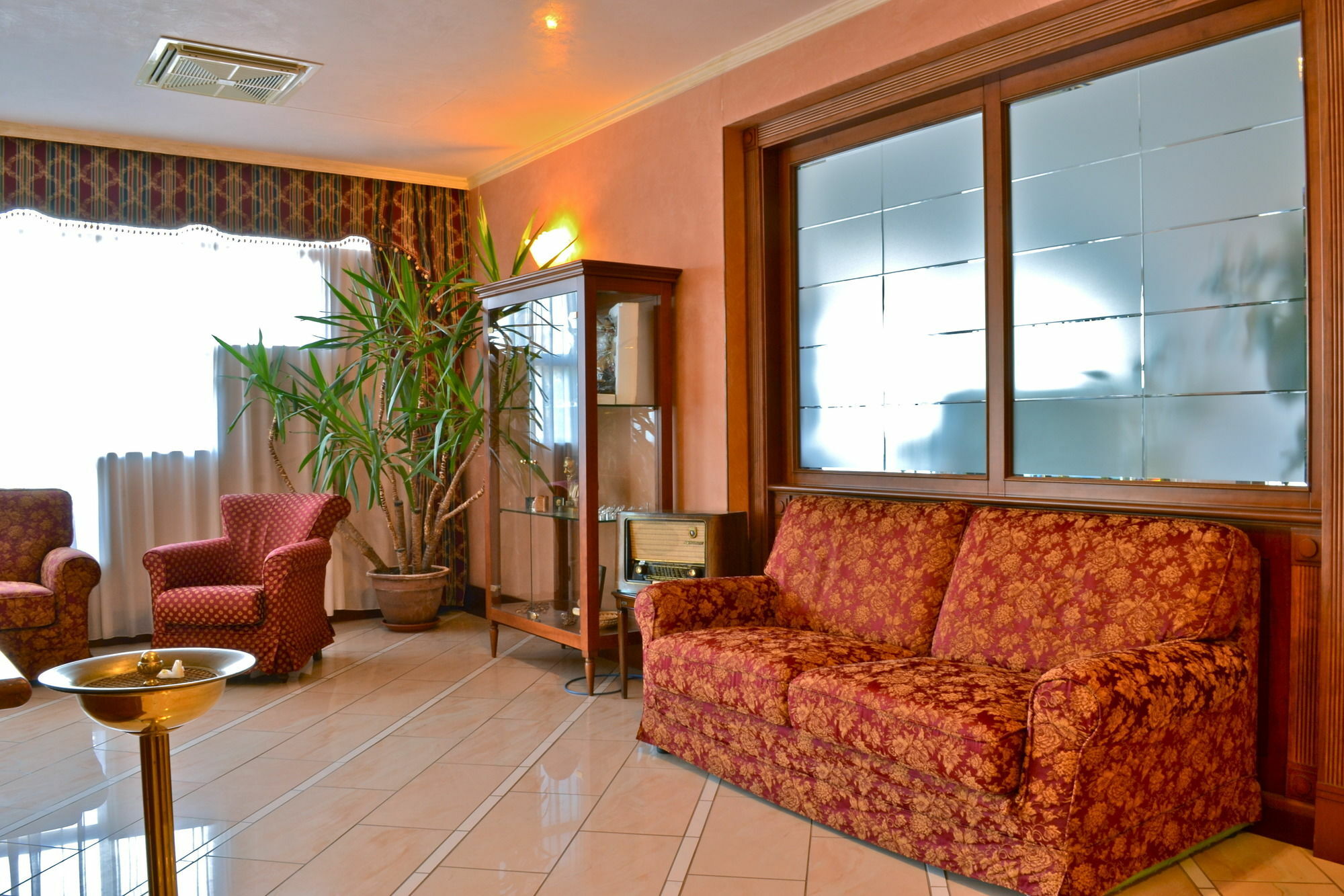 Hotel Valle Rossa ซานโจวานนี โรตอนโด ภายนอก รูปภาพ