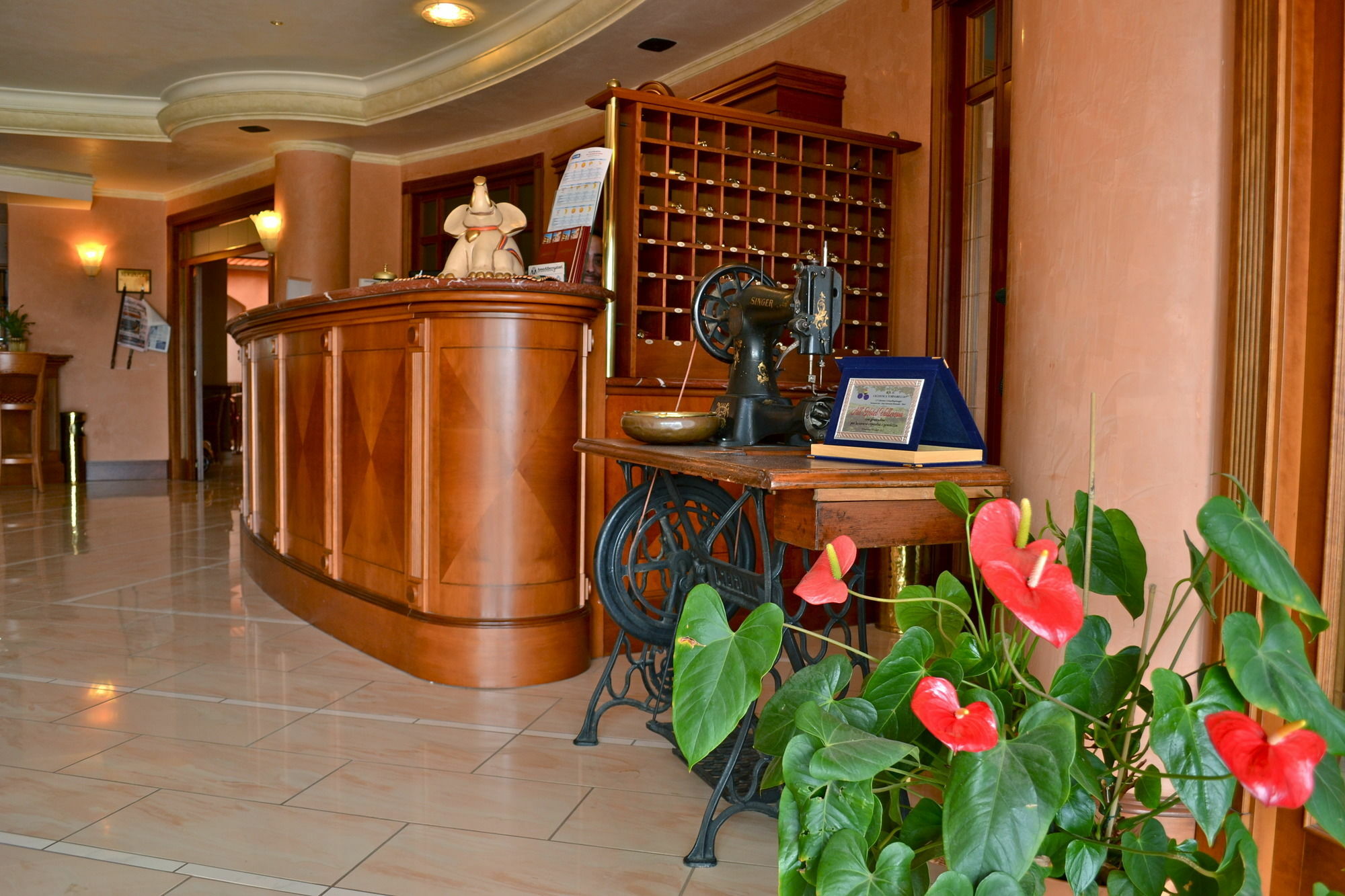 Hotel Valle Rossa ซานโจวานนี โรตอนโด ภายนอก รูปภาพ